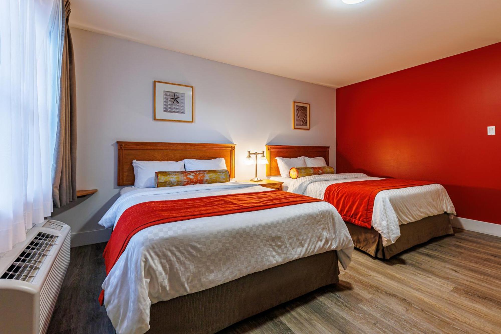 Hotel-Motel Castel De La Mer Ла Мале Екстериор снимка