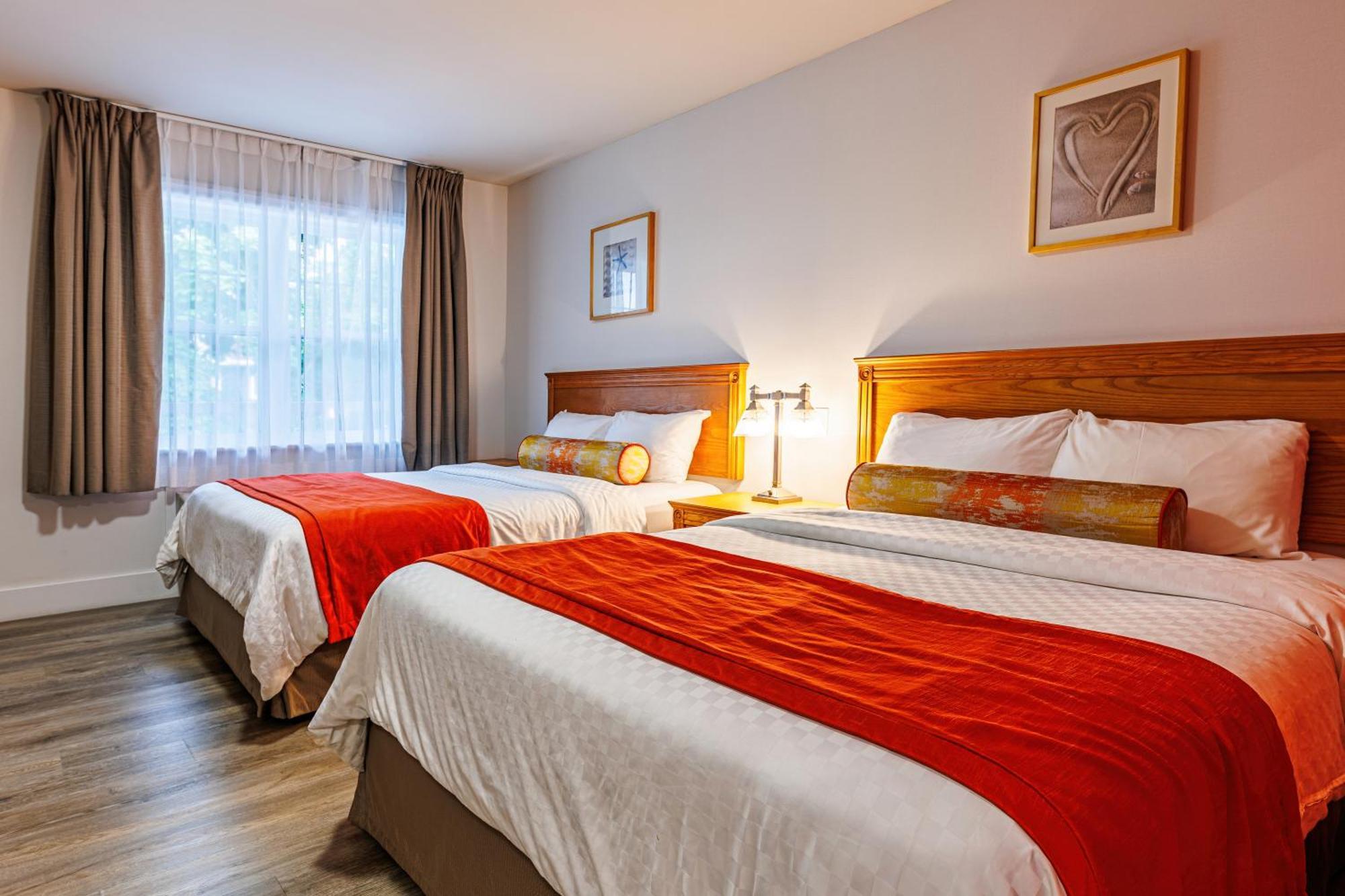Hotel-Motel Castel De La Mer Ла Мале Екстериор снимка
