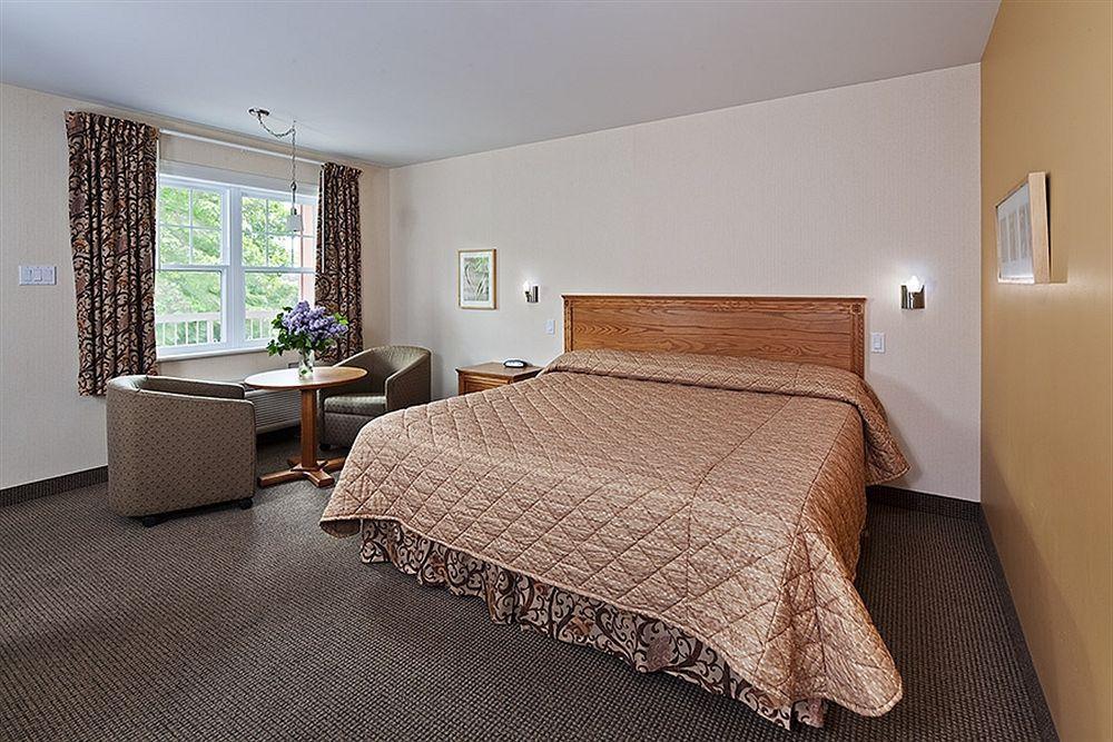 Hotel-Motel Castel De La Mer Ла Мале Екстериор снимка