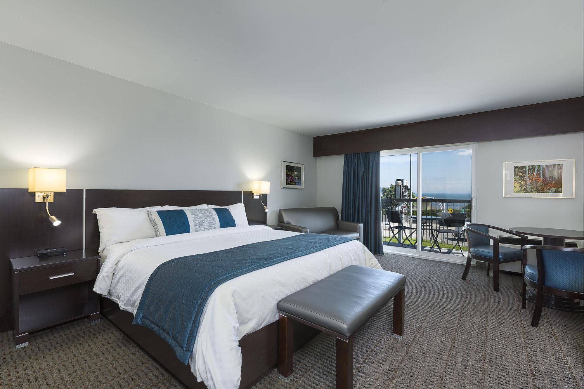 Hotel-Motel Castel De La Mer Ла Мале Екстериор снимка